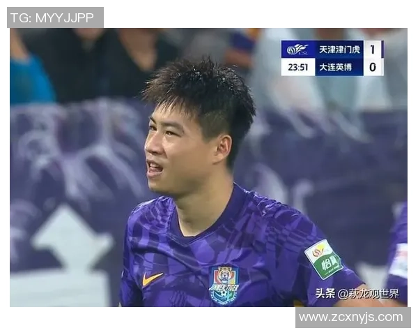 杨帆足球号码背后的故事与意义解析,探索他在赛场上的独特身份与影响力